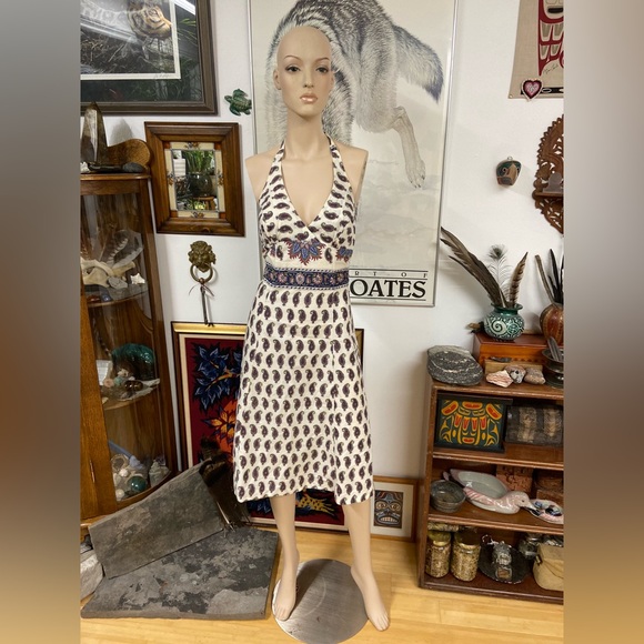 Elegant Halter Dress with Blue and Purple Paisleys on Cream - Picture 10 of 14